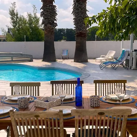 Villa St Cyprien Magnifique Piscine Privee 10 Personnes