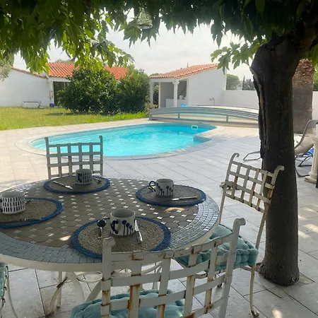 Villa St Cyprien Magnifique Piscine Privee 10 Personnes